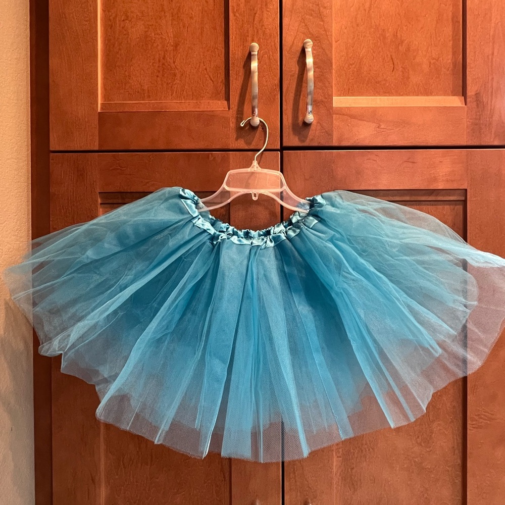BRAND NEW Light Blue Tulle Tutu/Skirt, 5 layers